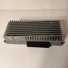 Audi A5 8t A4 B8 Radio Multimedia Amplifier 8r0035223f 2011 A1l2b76s