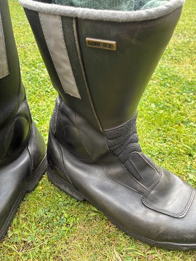 BMW Gore-Tex motorcycle boots size 9