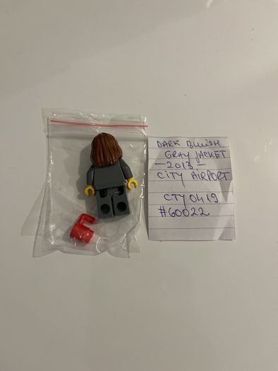 Lego City Airport Receptionist