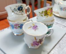 Mixed lot of China Teacups