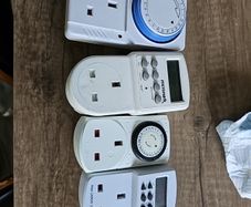 Electronic and anolgue timers