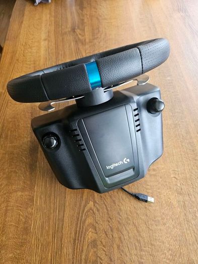 Logitech G29 Racing Wheel - Compatible with PS3, PS4, PS5, and PC.