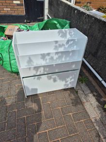 Kids bookcase
