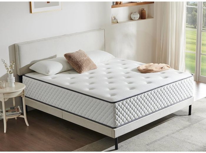 Small Double Mattress | 7-Zone Hybrid Pocket Spring Medium-Firm Bed Mattress