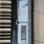 electric Yamaha keyboard Image 2