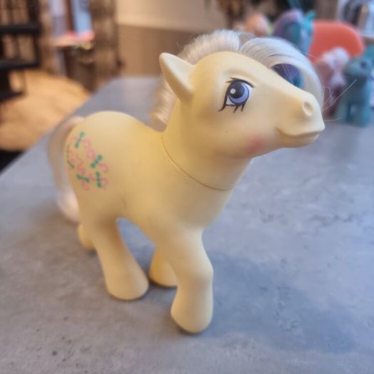 Kisscurl Eu Exclusive Mlp G1 My Little Pony 1984 For Sale in Kilmallock ...