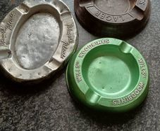 3 X Vintage Ash Trays