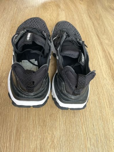 nike  black D/MS/X react