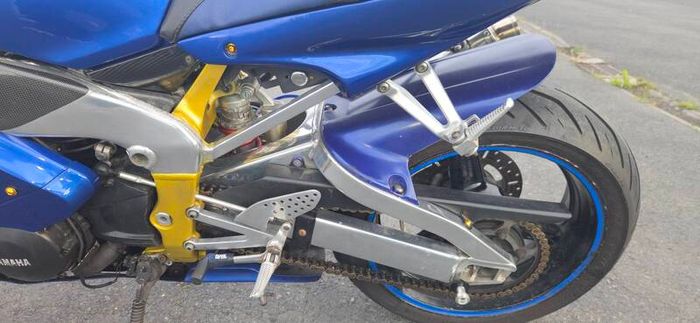 2001 Yamaha R1