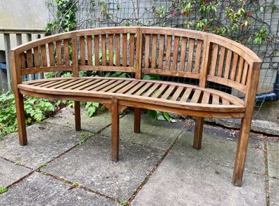 Curved garden bench