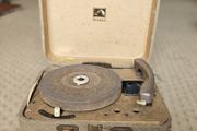 RCA Victor Victrola portable suitcase tube phonograph turntable records 1950s