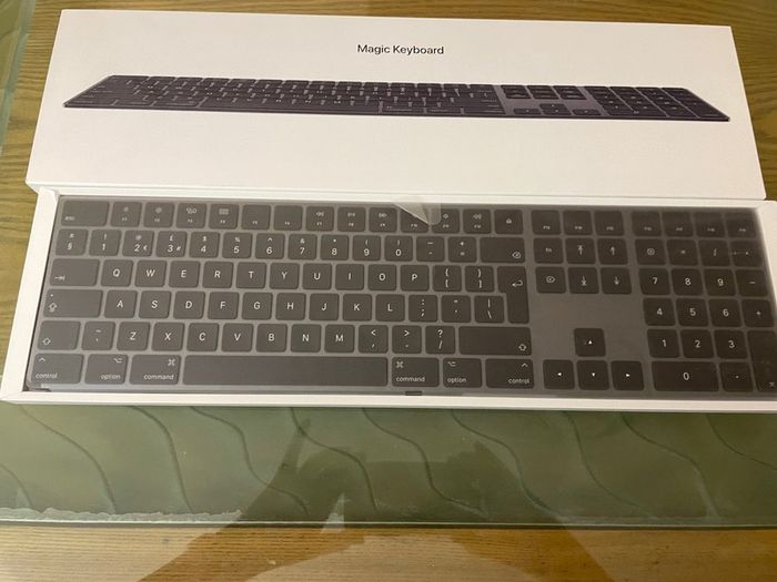 Apple Magic Keyboard