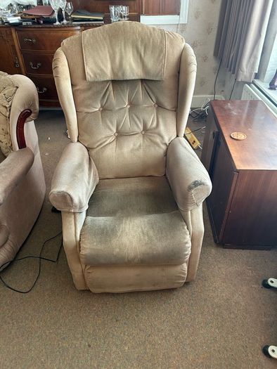 Parker Knoll Rise and Recline Dual Motor Electric Chair