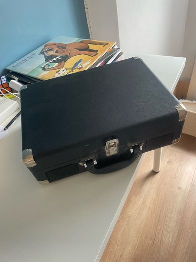 vinyl player