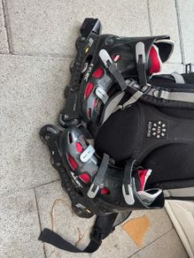 rollerblades just the black available