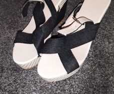 Wedged sandals
