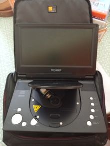 Portable dvd player (no power lead)+ 15 Kids Movies Bundle