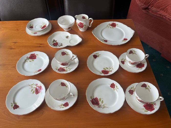 China Tea Sets x 3 - Bundle