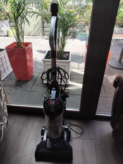 Curry Vacuum Cleaner