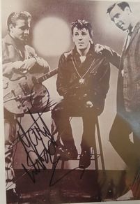 Autographs Rock n Roll