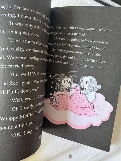 Isadora Moon by Harriet Muncaster Bundle of two kids books