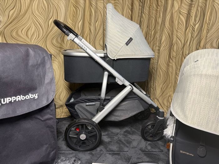 Uppababy Vista V2 travel system