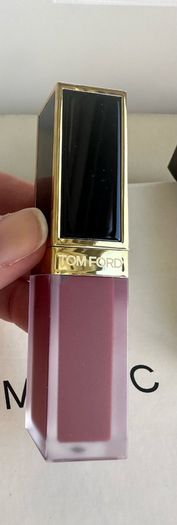 Tom Ford  liquid lip luxe