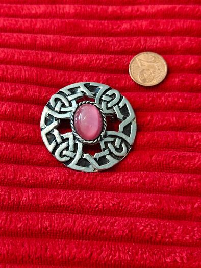 Costume Celtic Style Brooch - Nice Quality (CS14)