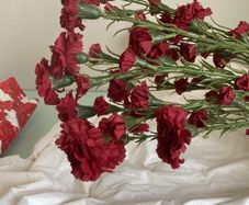 BNWT 3 long stems of artificial Carnations