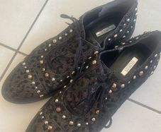 Genuine Guess shoes size 7 UK