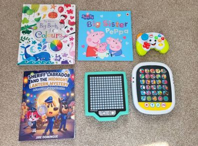 Kids toy and book bundle (fisher price and peppa)