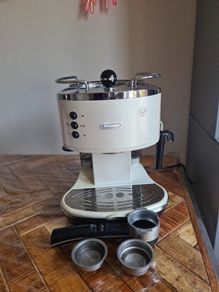 De'Longhi Barista Espresso Machine, vintage style