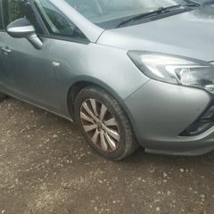 Opel zafira 2.0 diesel 2014 tourier for breaking only