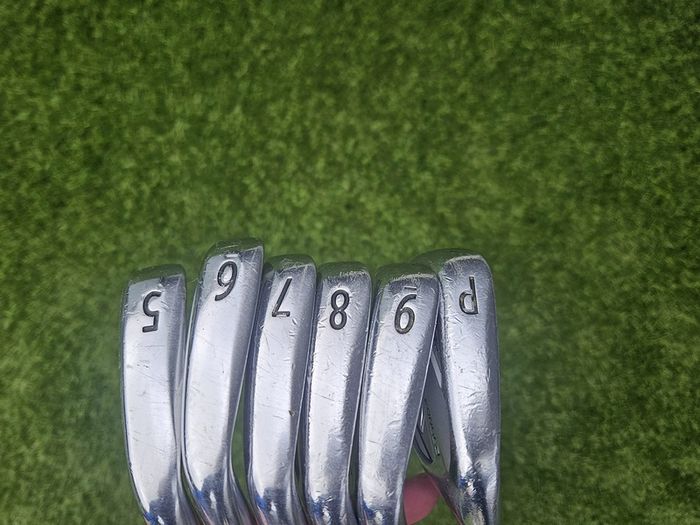 Titleist irons AP2 718 for sale