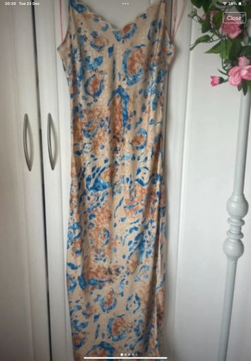 dress slip dress bias cut with scallop neckline size 10:beige patterned