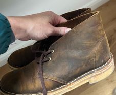 Unisex Clarks brown leather boots