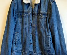 Blue Denim Jacket With Fleece Collar