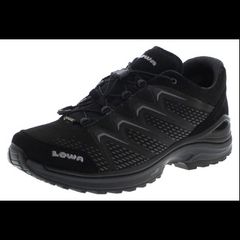 hiking shoes size 9.5