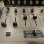 Vestax PMC 15SL mixer and sampler. Image 7