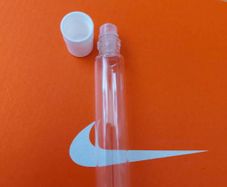 Glass roll bottle
