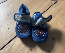 Size 23 spiderman slippers