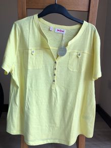 Woman T-Shirt, size 44/46 EUR