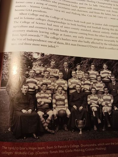 The Cups That Cheered/ A History of the Sigerson,Fitzgibbon& Higher Education Gaelic Games/ Donal McAnallen/ 2012