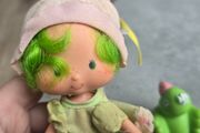 Lime Chiffon with Friend Parfait Parrot Strawberry Shortcake Doll Ccomplete outfit HTF AGC Kenner A.G.C same era as MLP G1 My Little Pony