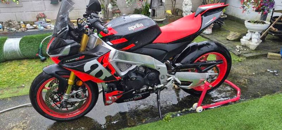 2021 Aprilia Tuono V4 Factory