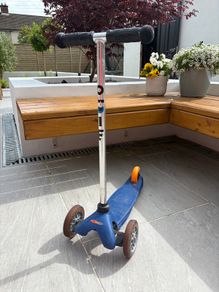 MICRO Classic Mini scooter