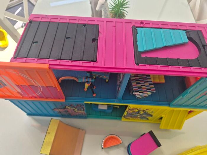 LOL clubhouse play set