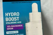 Neutrogena Hydro boost Hyaluronic acid with 10% Niacinamide Serum 30ml.