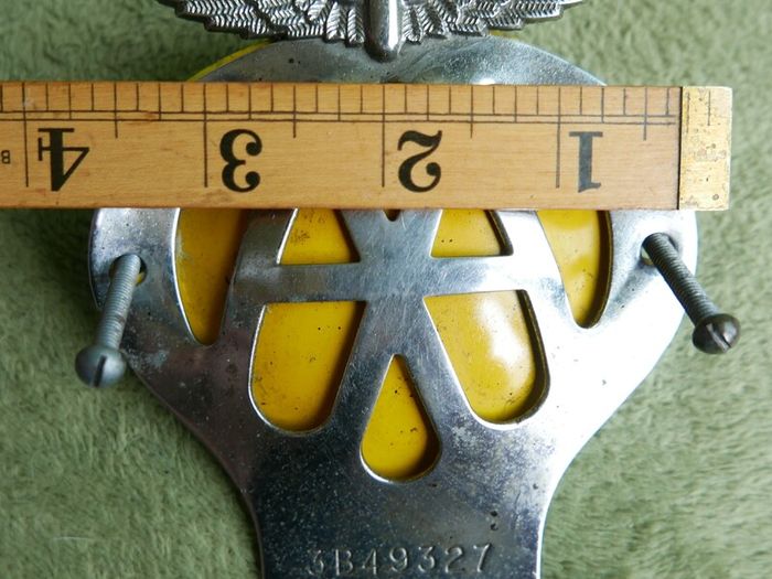 Vintage Aa Car Badge No 3b49327 Perfect Condition