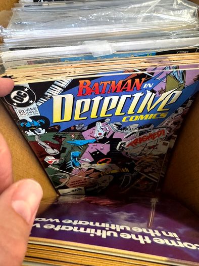 DC Long Comic Box w 250 comics for Sale (2)